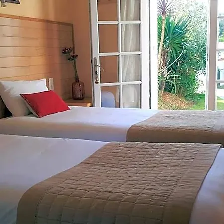 Le Goeland Hotel *